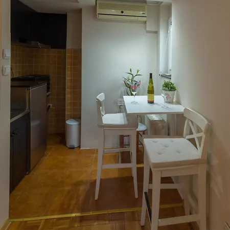 Atelje Knez Mihailova * Belgrado